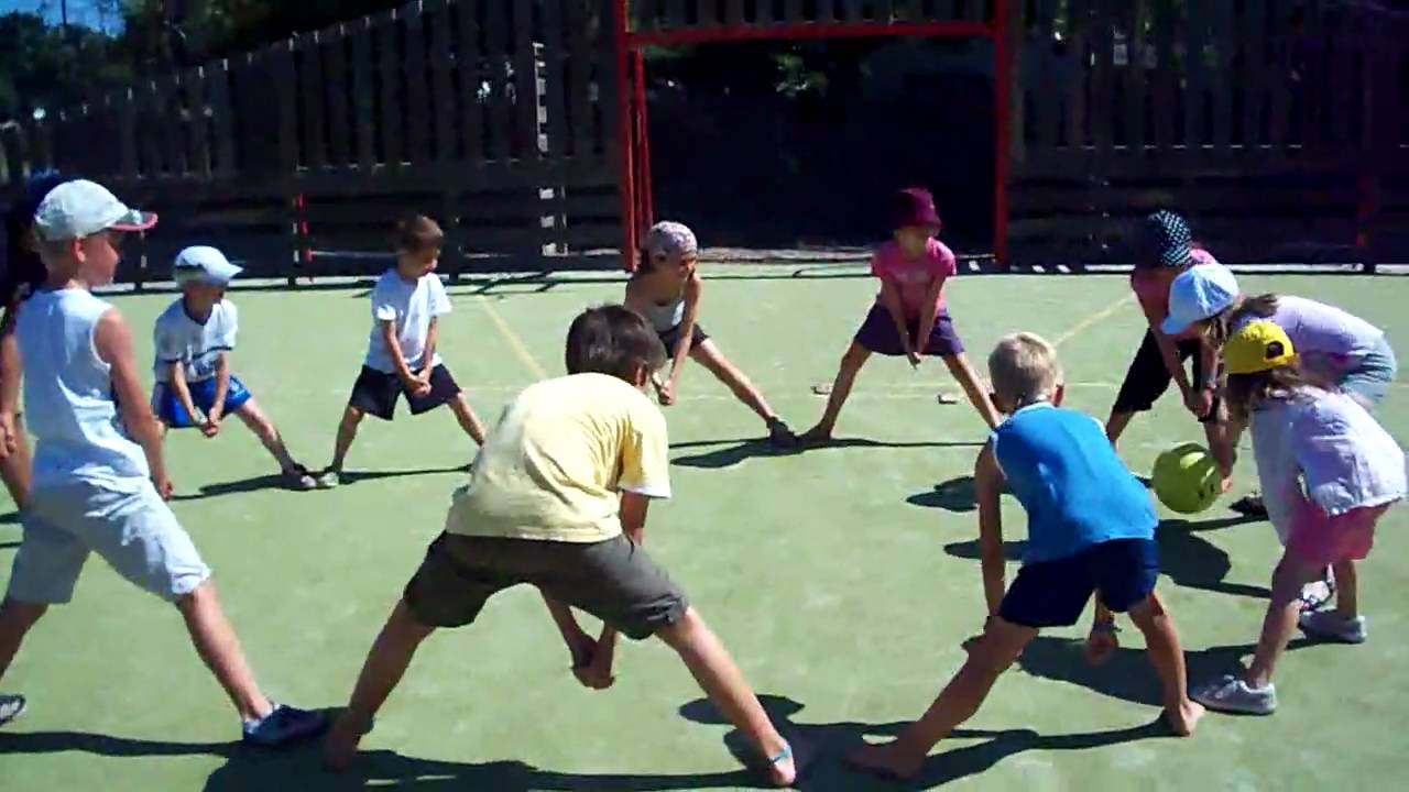 animation camping les galets jeux ballon